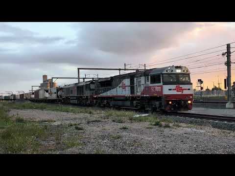 SCT SCT011 CSR019 4MB9 train Sunshine