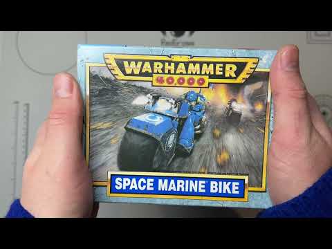 VINTAGE SEALED WARHAMMER 40K SPACE MARINE ATTACK BIKE UNBOXING - I’m crying 😭