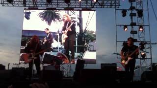 Best Coast - Do You Love Me Like You Used To Live @ Treasur