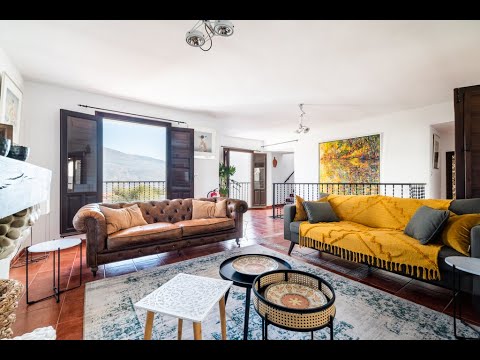 Fantastic family home for sale in the Lecrín Valley