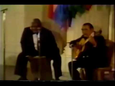 Arturo "Zambo" Cavero y Oscar Aviles en la OEA cantan CONTIGO PERU