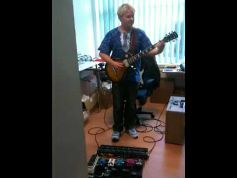 Ramon Goose demonstrates the GigRig Pro-14  switching system