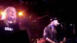 Backyard Babies - U.F.O. Romeo - LIVE in Vienna