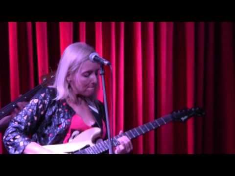 *** VANESA HARBEK - Tore down - En vivo Bebop Club ***