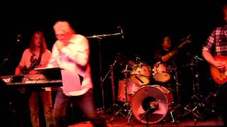 John Mayall "Checking on My Baby" FTC Fairfield CT 3-30-11