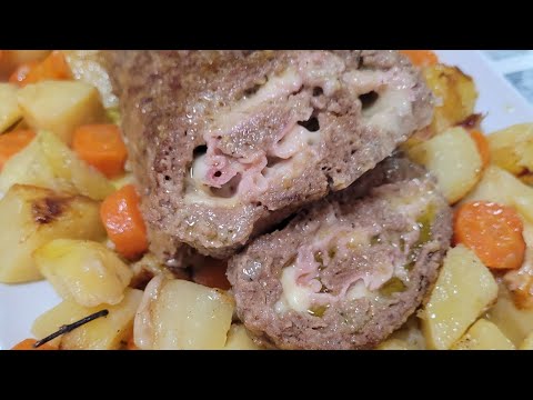 DELICIOUS MEATBALL BAKED WITH POTATOES AND CARROTS