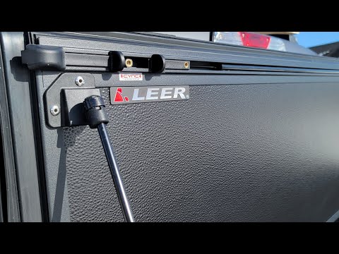 7.3 Godzilla...Install of the Leer 650 M...well worth the money..F250 F350 Superduty..part 1