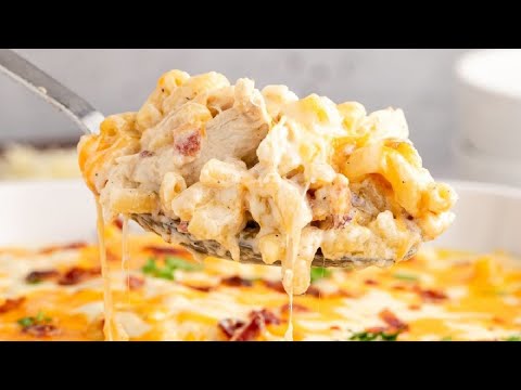 Delicious Cheesy Bacon Chicken Ranch Macaroni & Cheese!
