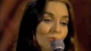 Crystal Gayle - someday soon