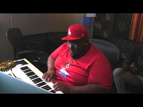 MPC-Style Sampling in Serato Sample & Reason (Boom Bap / Hip Hop Workflow)