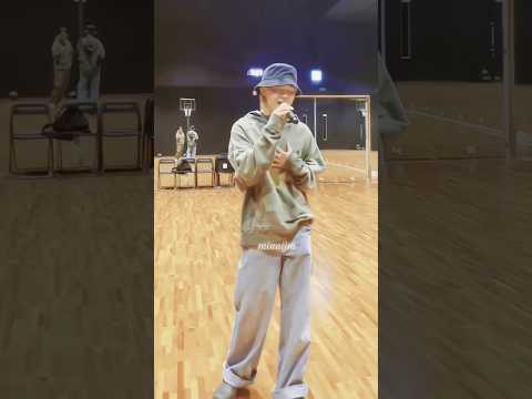 Jimin practicing for Rebirth Intro Live ❤️&zwj;🔥❤️&zwj;🔥 #jimin #jimin_muse #kpop