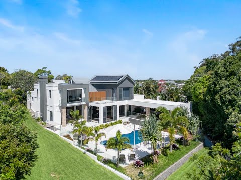 7004 Riverview Crescent, Hope Island, QLD 4212, 4 Kuwarto, 5 Banyo, House