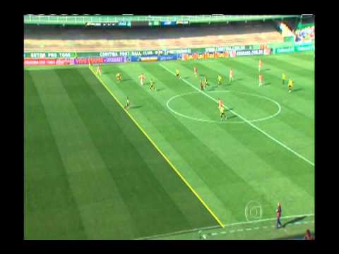 Impedimento mal marcado contra o Coxa 1