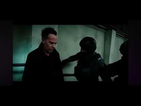 The Thinker hallway scene