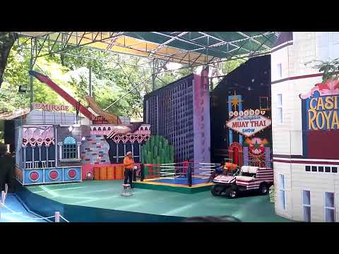 The Orangutan Show at Safari World Bangkok | Fun & Entertaining Performance!