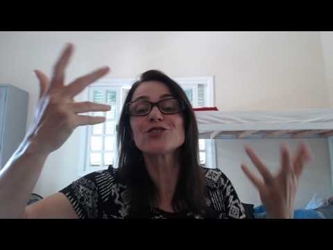 CHEGA DE DRAMA!!! LIFE COACH CLAUDIA AYRES - tocando violão!!