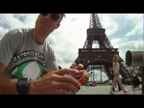 Rodrigo Sá no Favela Chic em Paris 2012