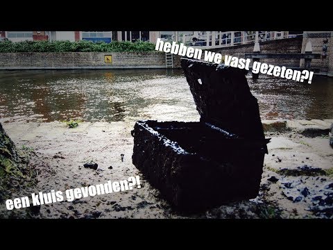 Een oude motor in een zak | en kluis gevonden met inhoud? | magneet vissen in leeuwarden