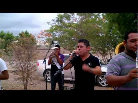fuerzas especiales damazo (grupo sexto sentido con la banda de aguaruto sinaloa 2012)