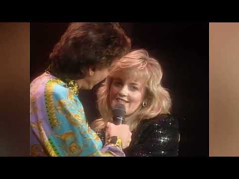 Barry Manilow  -  Can't smile without you (The Greatest Hits & Then Some) HD