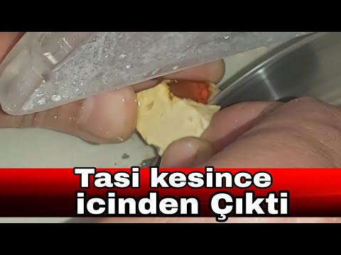 Önce Buldu Ve Sonra Onu Kesti!Taşın İçinden Mücevher Çıktı!