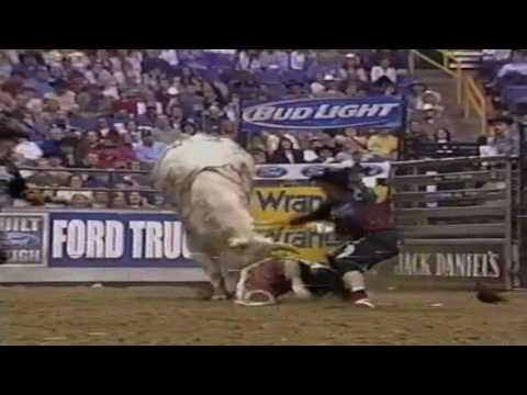 PBR 2004: Cooter steps on Jaron Nunnemaker