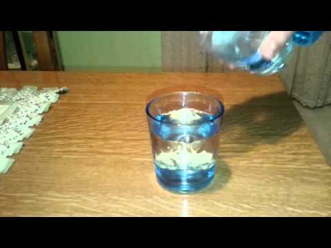 Magia con un bicchiere d'acqua