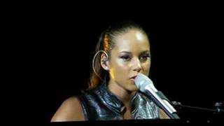 Alicia Keys &quot;Sure looks good to Me&quot; Summerfest Tue 07-01-200