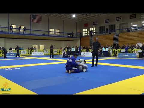 Vitor Oliveira vs Matthew Leighton / Cincinnati Open 2017