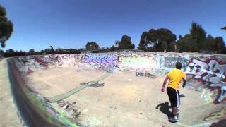 preview picture of video 'Elsternwick Skatepark - Ryan's Day Off'