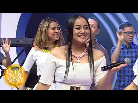 Dahsyatnya tarian Putri Bahar 'Pusing Pala Barbie' [Dahsyat] [14 Okt 2015]