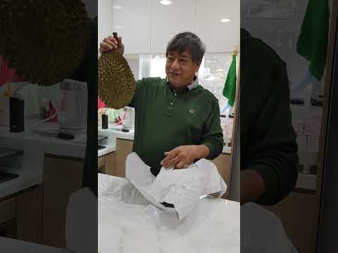 Cara membuka durian ala2 big boszku🤭🤭