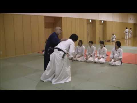 落す（タックル潰し・逆抱え飛ばし）