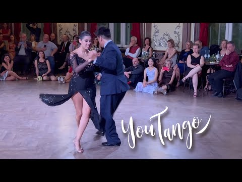 Roxana Suarez & Sebastian Achaval - Vals "Pabellón De Las Rosas"