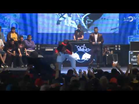 Prueba de cobardía - Final Internacional Argentina 2013 - Red Bull Batalla de los Gallos