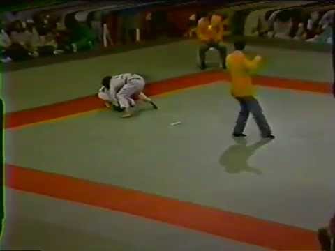 1984 Olympic Judo:  Eckersly - GBR vs  Gonzalez - MEX