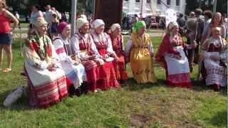 preview picture of video 'Великий Устюг, ансамбль Истоки,  28.07.12'