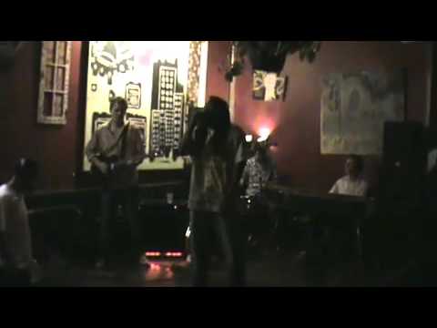 Moose  Harris Live @ Uniquity - Dragon's Den 2009