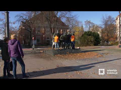 Dewastacja pomnika Józefa Piłsudskiego