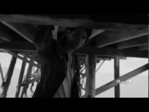 Ligabue ♥ღ¸.•°*♥ Non E' Tempo Per Noi