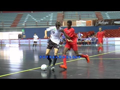 22/5/16 FINALE scudetto : Aosta C5 - Kaos Futsal . . . . giovanissimi