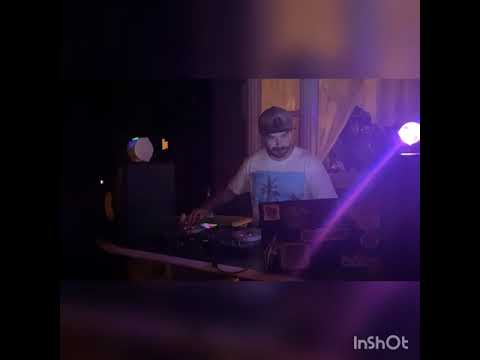 GROOVE CRUIZE - SISTERS BBQ FIRST DJ SET