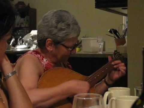 Leonor de Melo playing her Portuguese Guitar