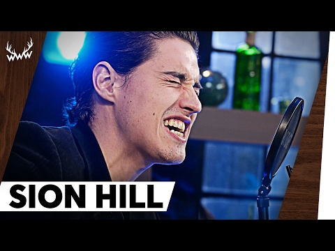 Sion Hill – „Beaches“ & „Elephant“ | Live Session
