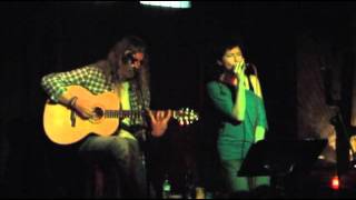 Lucho Esparcia - Lorena Embun - Turtle blues - bar El Paramo diciembre 2011