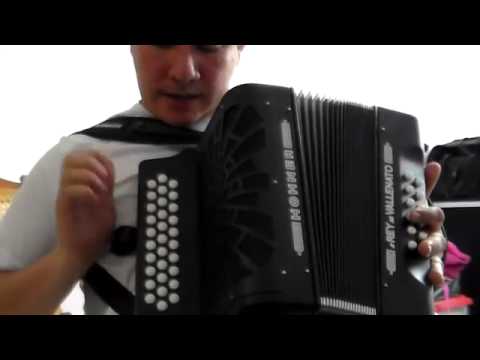 Como tocar De Rodillas del Binomio de Oro  en acordeón por Alex Flórez