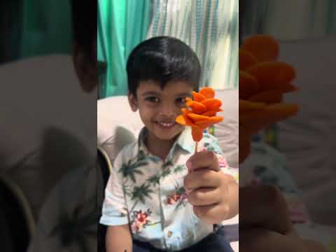 Making clay flower with a 4 year old. It is always fun learning new thing at this age. You also try.