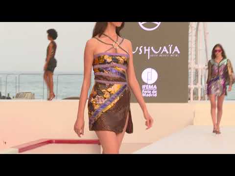 Desfile Custo Barcelona - #MBFWIbiza 2018