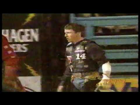 Clint Branger vs Rojo - 98 PBR Tucson (86.5 pts)