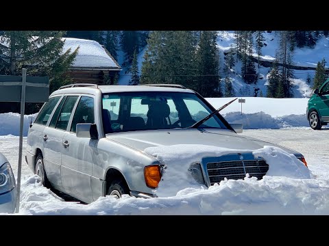 Thumbnail for Mercedes-Benz 200TE S124 1994 POV test drive by seen through cars by Mercedes-Benz S124